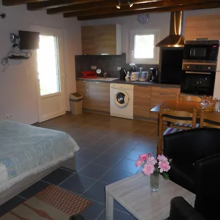 Domisiladore Bed & Breakfast 3*