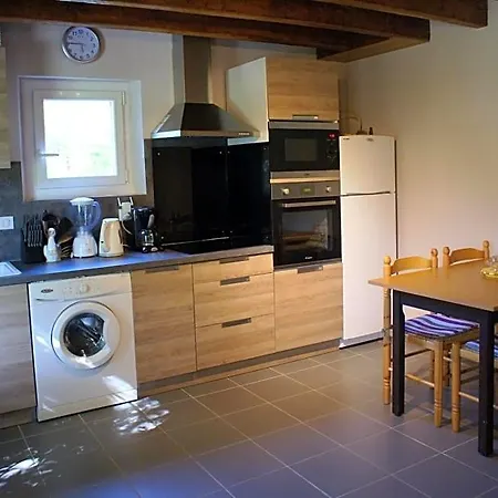 Bed & Breakfast Domisiladore Latouille-Lentillac