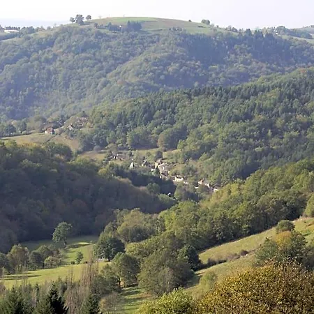 Bed & Breakfast Domisiladore Latouille-Lentillac