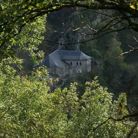 Domisiladore Latouille-Lentillac